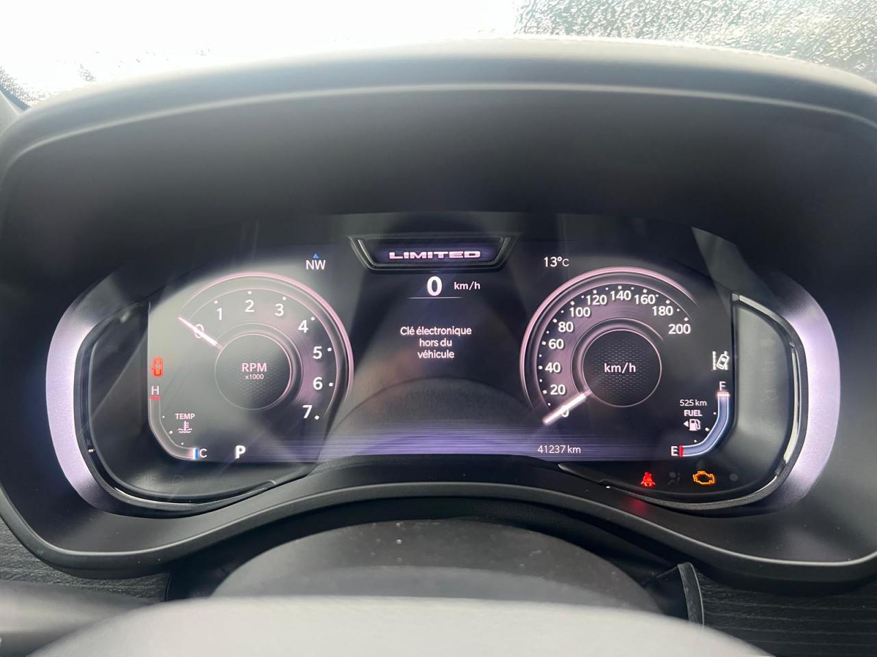 DODGE RAM 1500 Crew Limited Night Edition RAMBOX