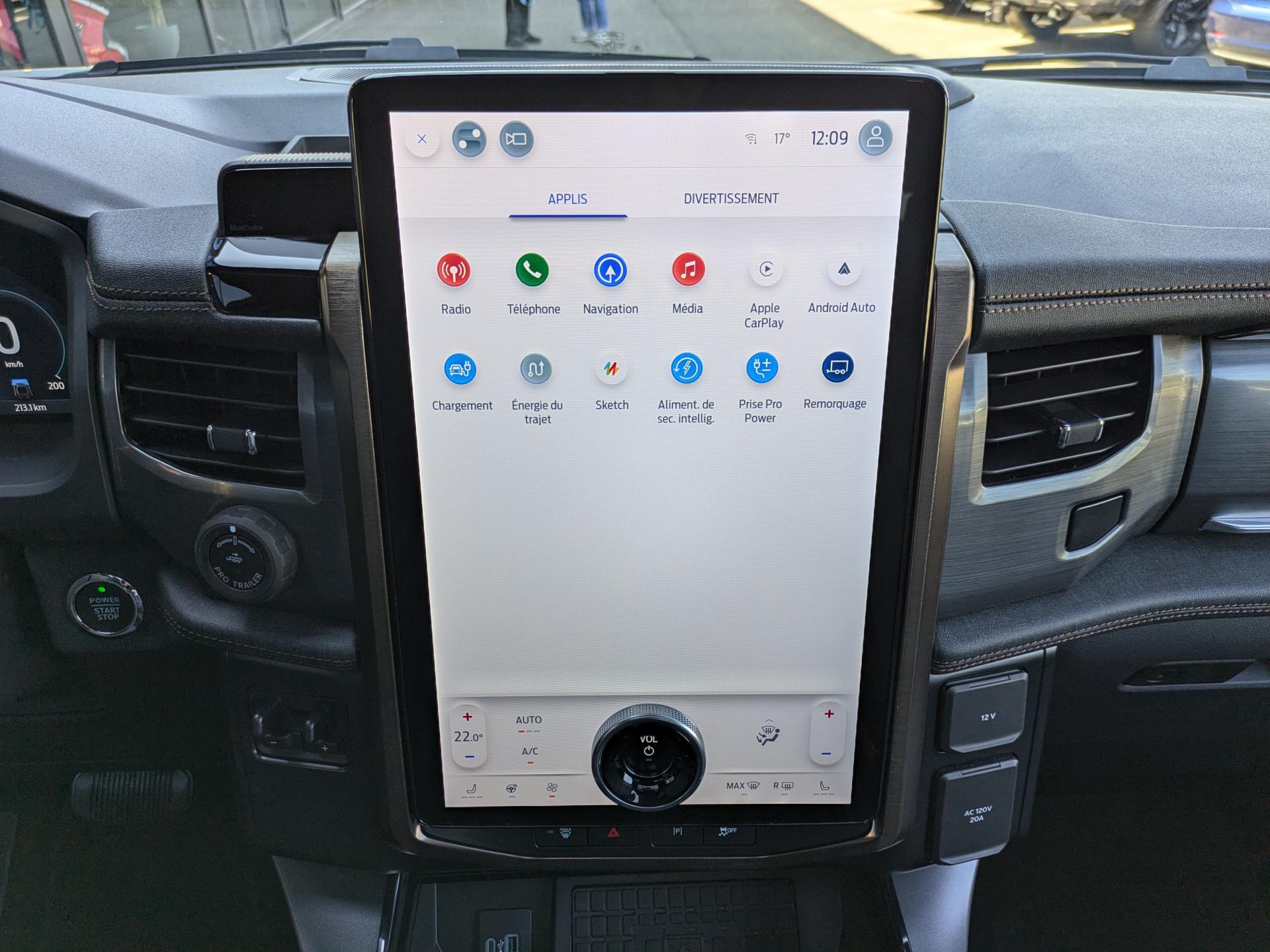 FORD F150 Lightning Lariat Extended-Range