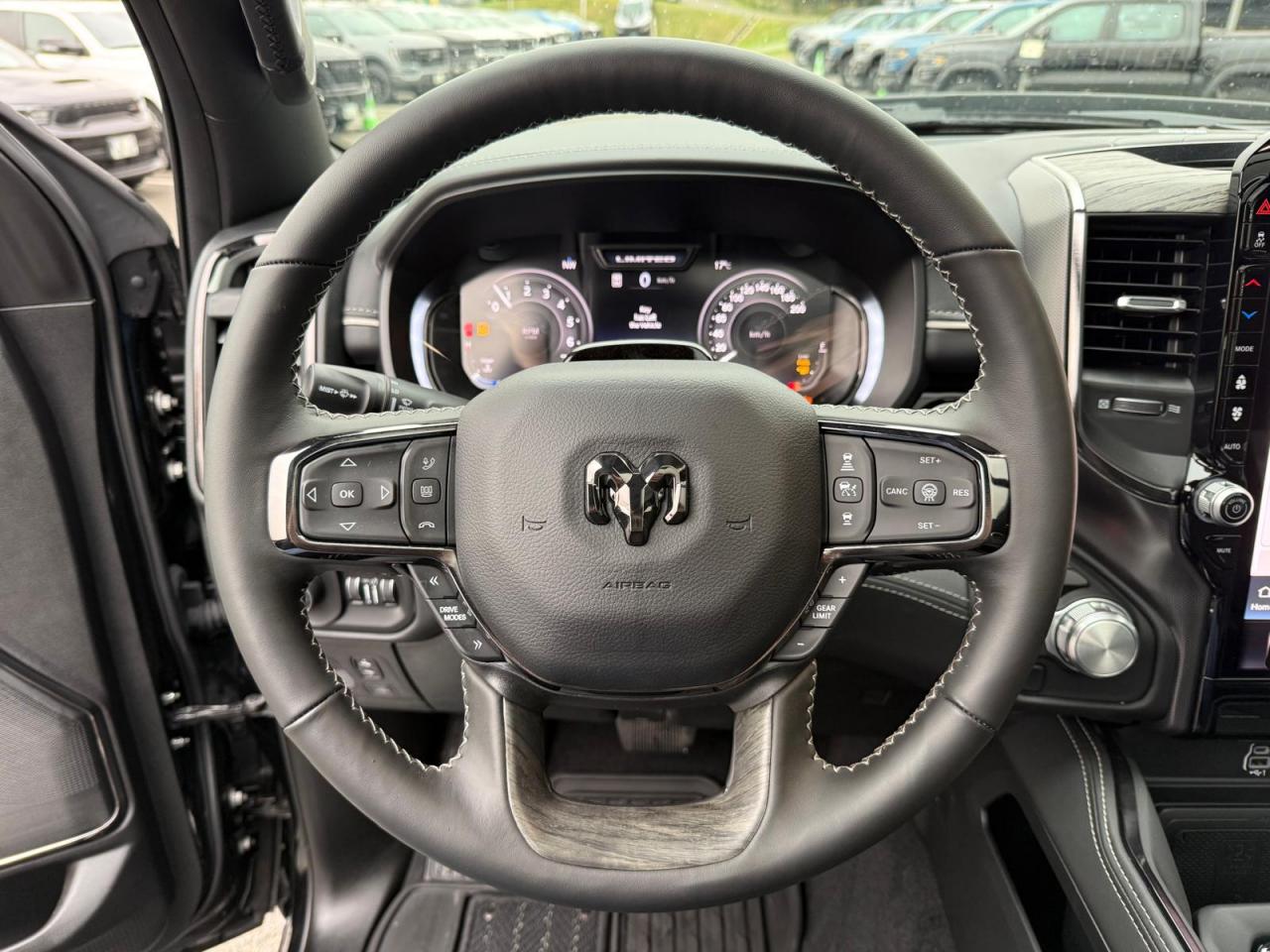 DODGE RAM 1500 CREW LIMITED NIGHT EDITION RAMBOX HAYON MULTI