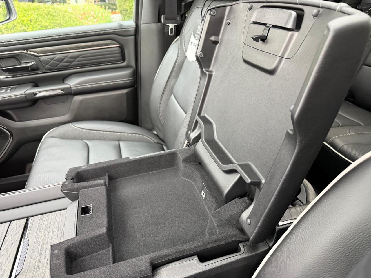 DODGE RAM 1500 CREW LIMITED NIGHT EDITION RAMBOX HAYON MULTI