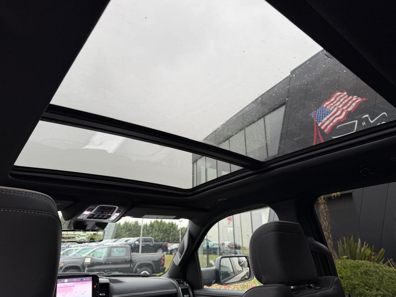 DODGE RAM 1500 CREW LIMITED NIGHT EDITION RAMBOX HAYON MULTI