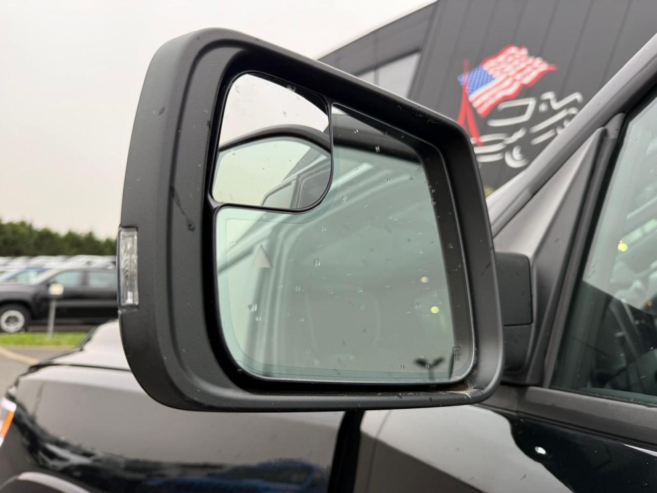 DODGE RAM 1500 CREW LIMITED NIGHT EDITION RAMBOX HAYON MULTI