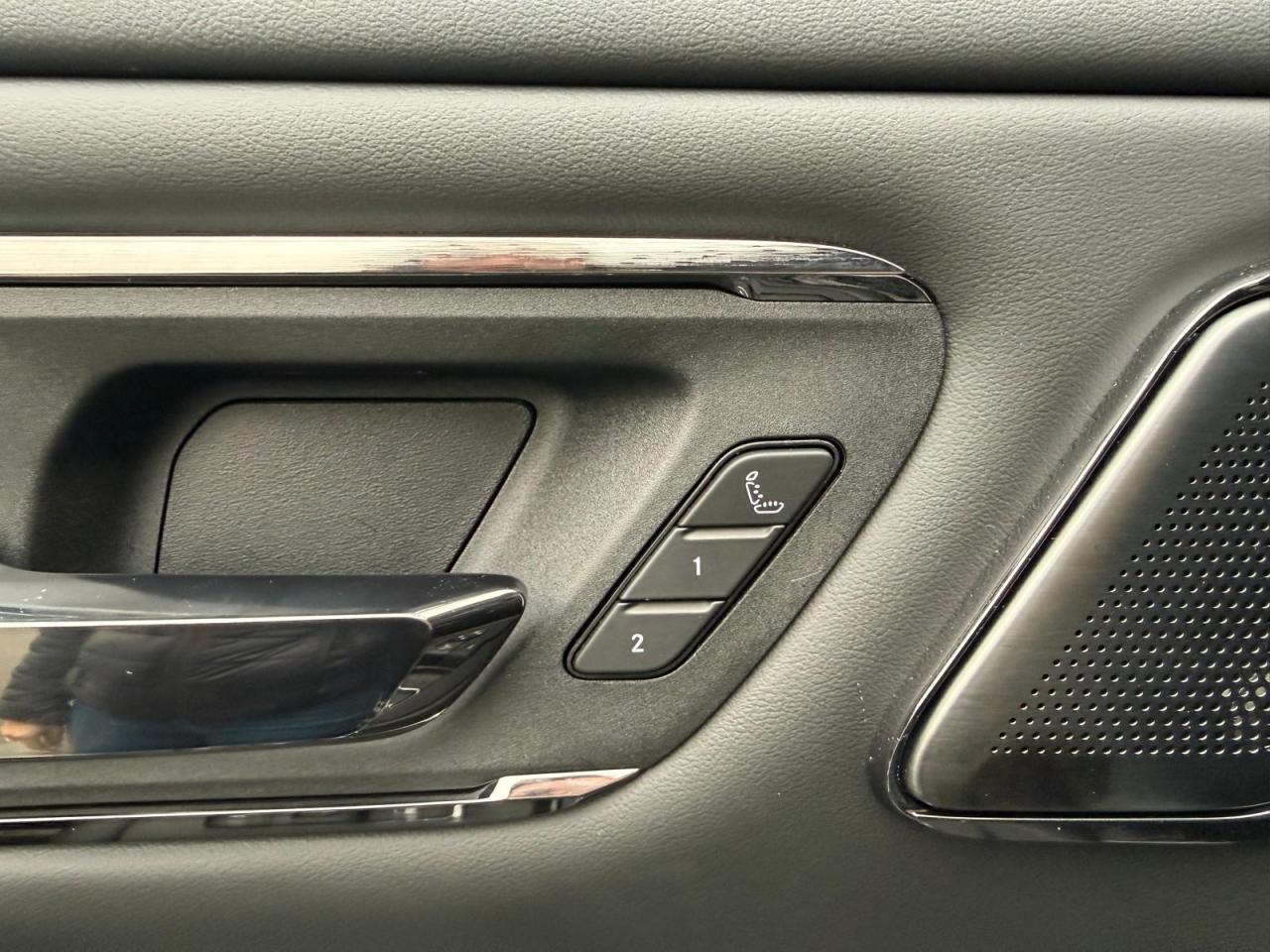 DODGE RAM 1500 CREW LIMITED NIGHT EDITION RAMBOX HAYON MULTI