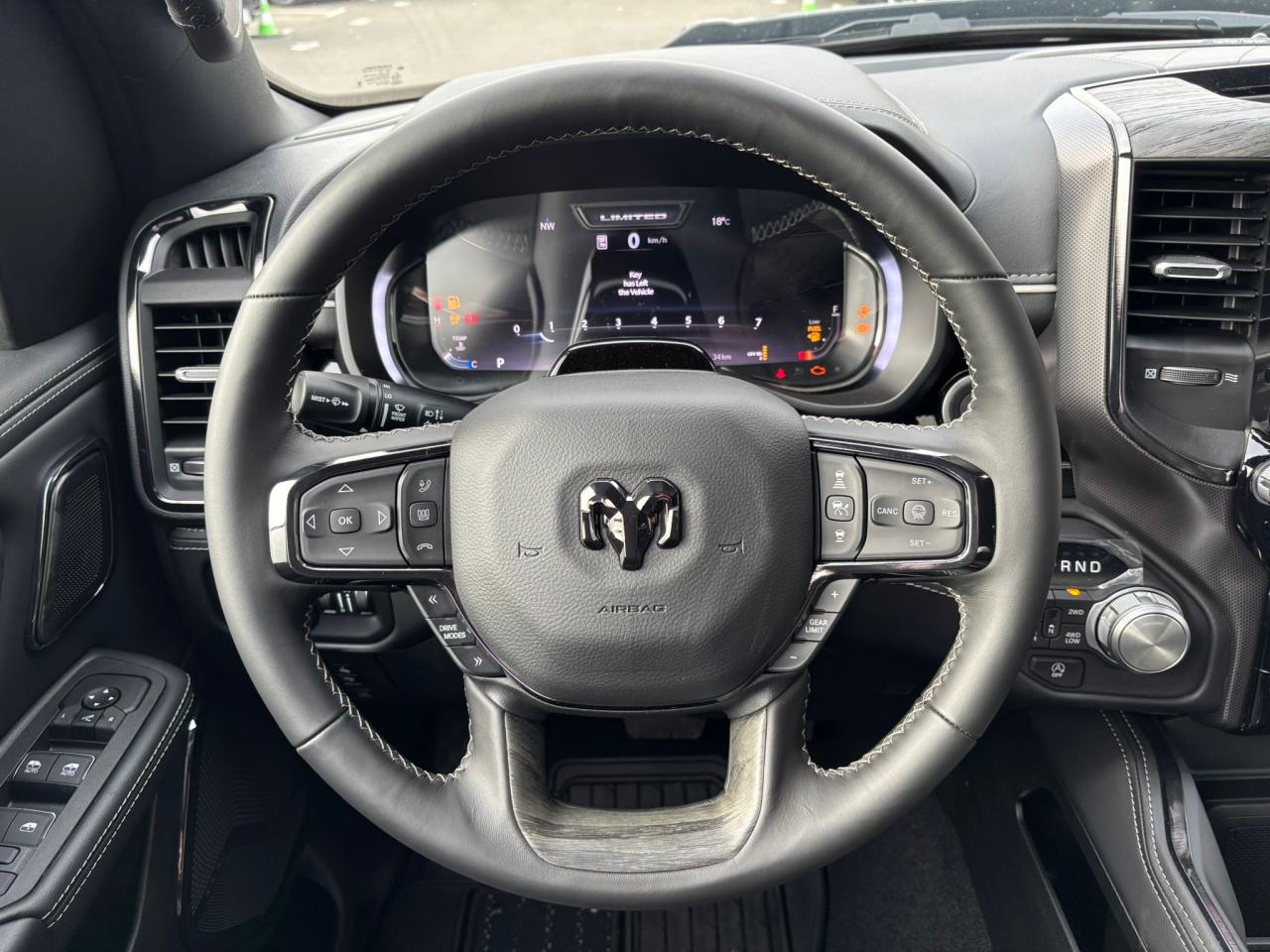 DODGE RAM 1500 CREW LIMITED NIGHT EDITION RAMBOX HAYON MULTI