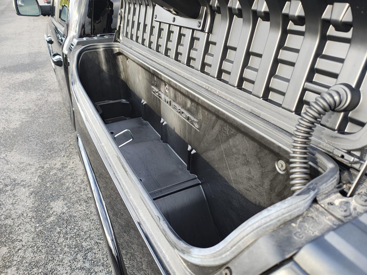 DODGE RAM 1500 CREW LIMITED NIGHT EDITION RAMBOX HAYON MULTI