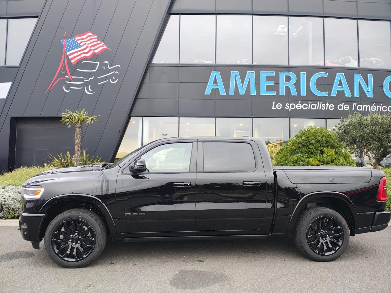 DODGE RAM 1500 CREW LIMITED NIGHT EDITION RAMBOX HAYON MULTI