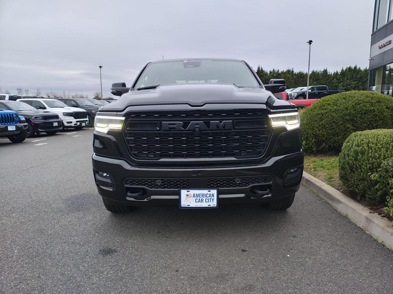 DODGE RAM 1500 CREW LIMITED NIGHT EDITION RAMBOX HAYON MULTI