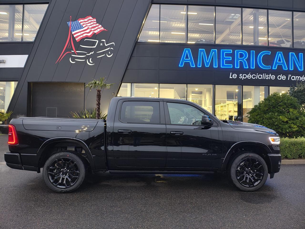 DODGE RAM 1500 CREW LIMITED NIGHT EDITION RAMBOX HAYON MULTI