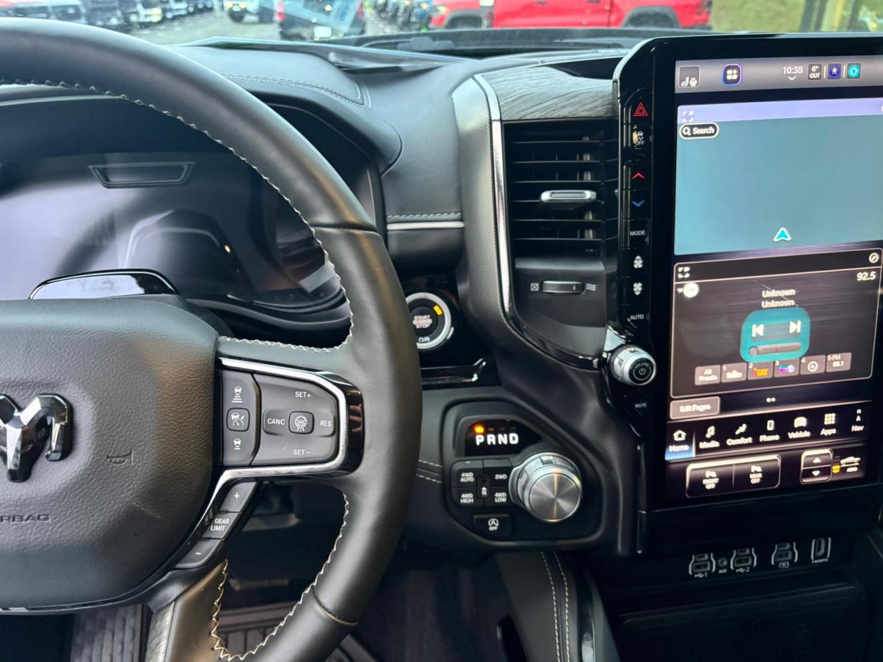 DODGE RAM 1500 CREW LIMITED NIGHT EDITION RAMBOX HAYON MULTI 2025