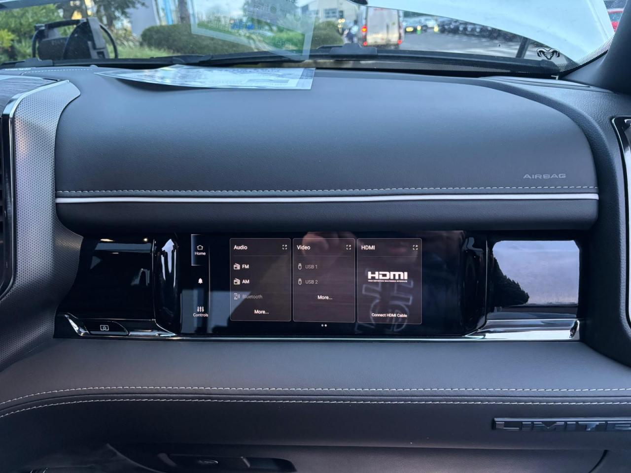 DODGE RAM 1500 CREW LIMITED NIGHT EDITION RAMBOX HAYON MULTI 2025