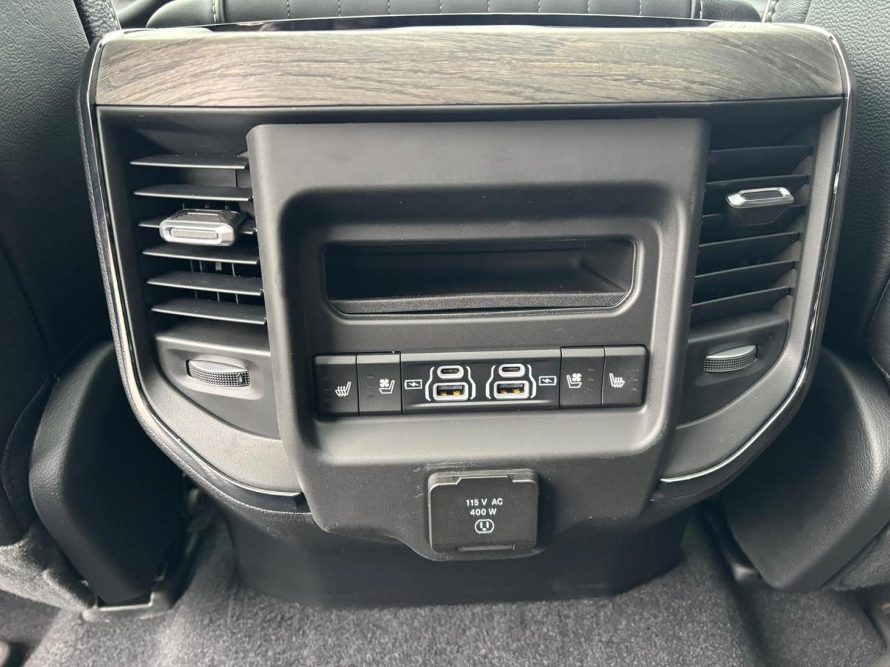 DODGE RAM 1500 CREW LIMITED NIGHT EDITION RAMBOX HAYON MULTI 2025