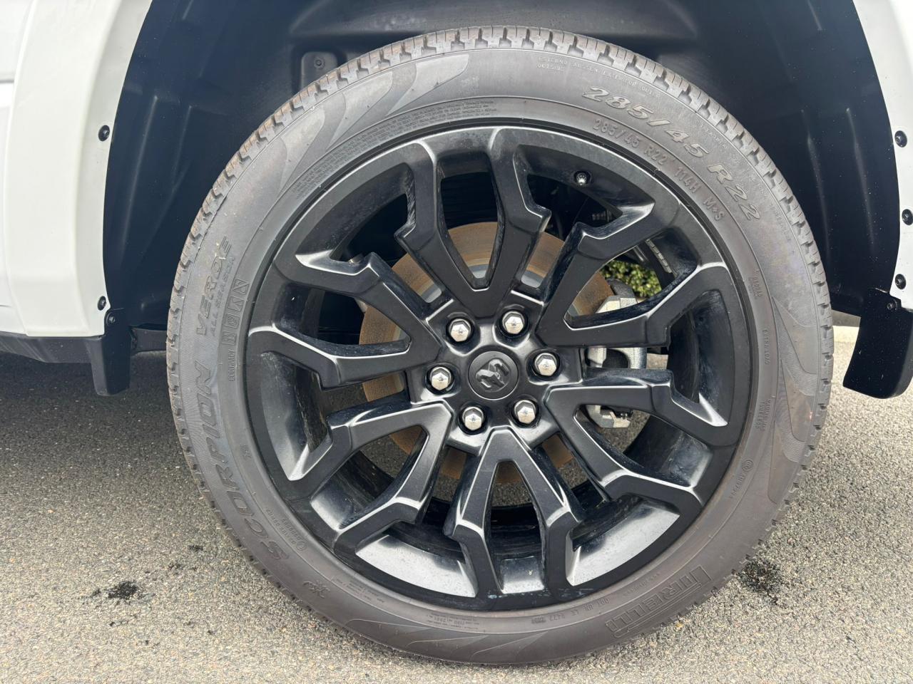 DODGE RAM 1500 CREW LIMITED NIGHT EDITION RAMBOX HAYON MULTI 2025