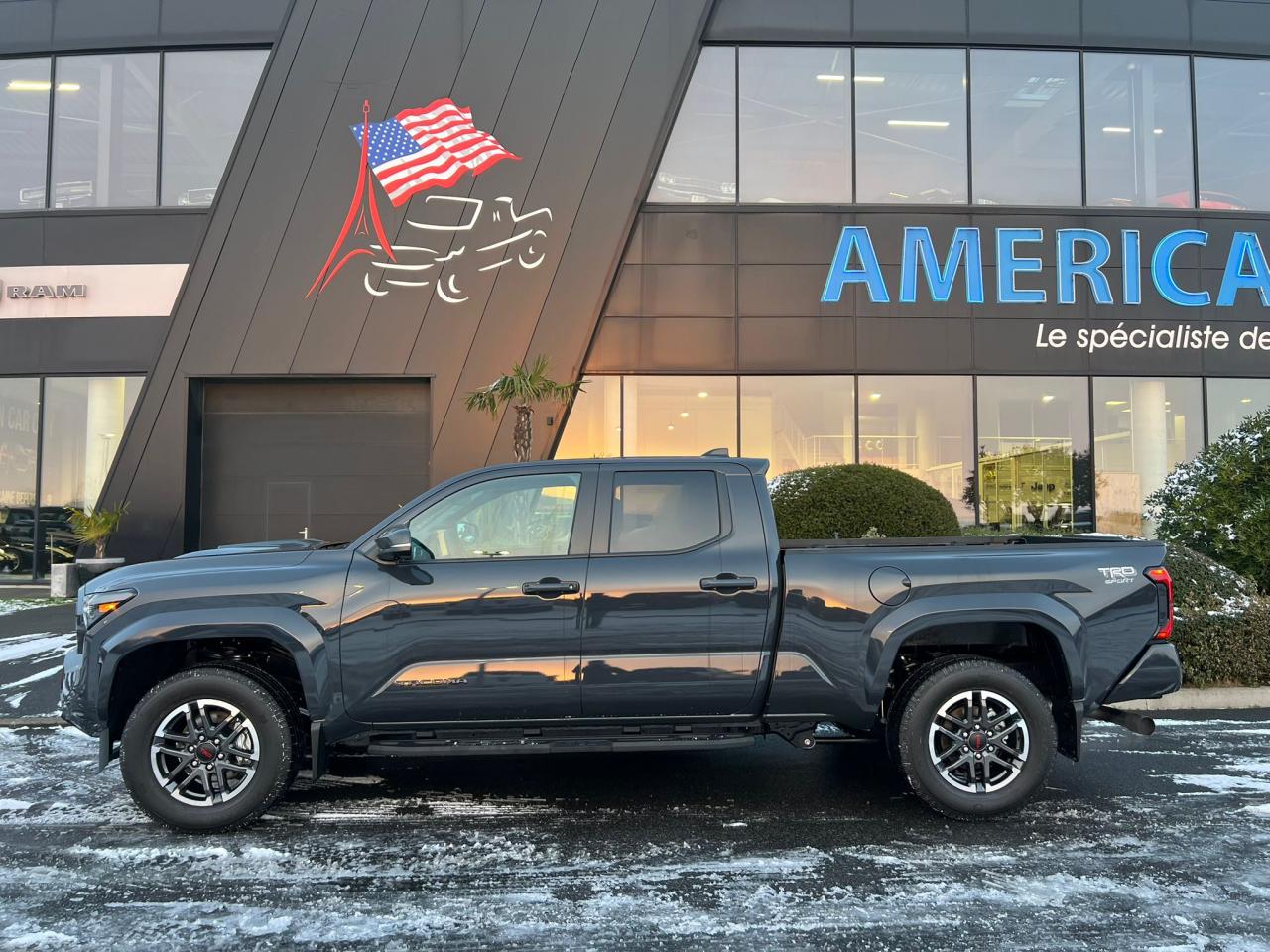 TOYOTA TACOMA TRD SPORT PREMIUM