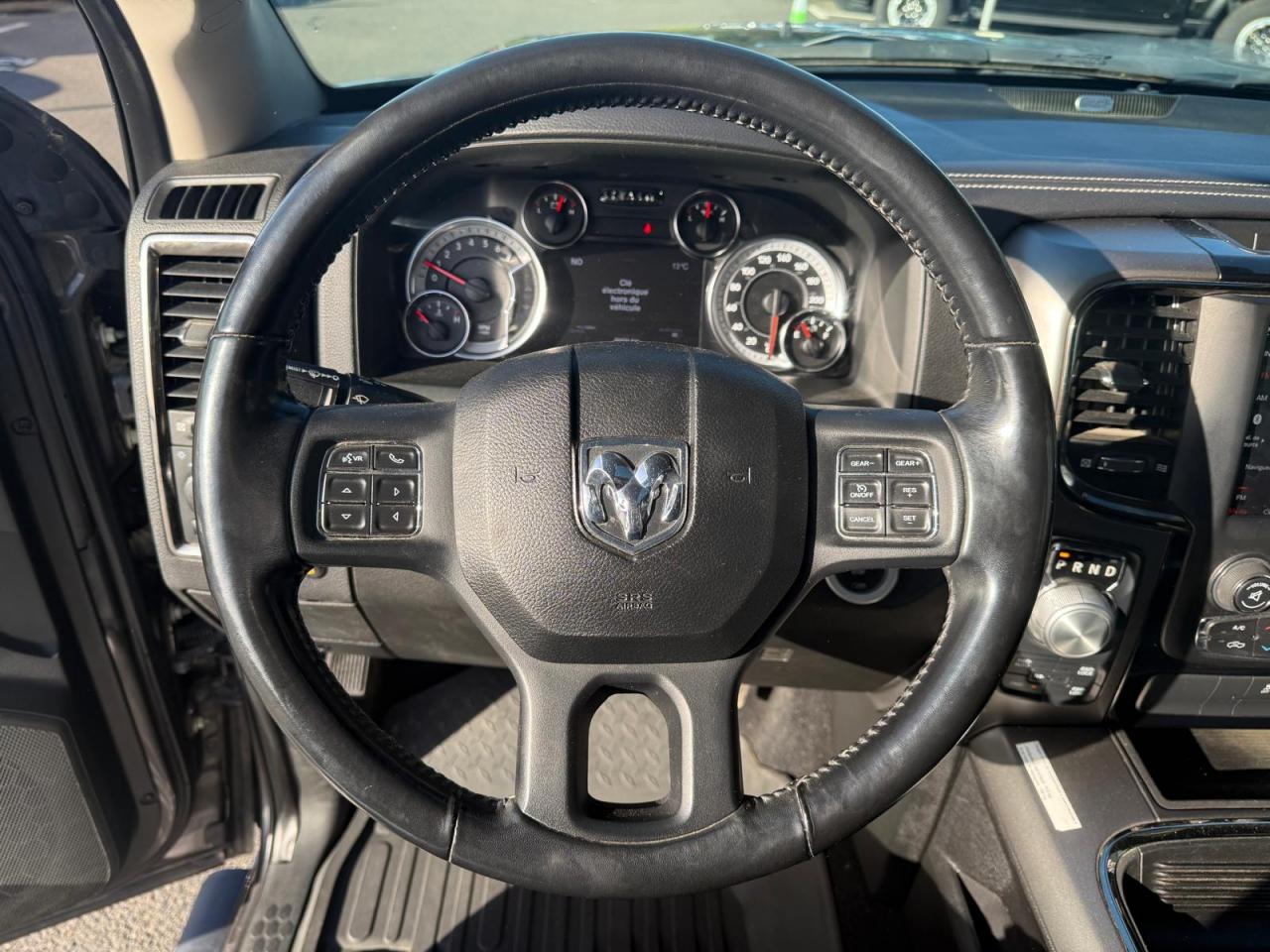 DODGE RAM 1500 CREW SPORT CLASSIC BLACK PACKAGE