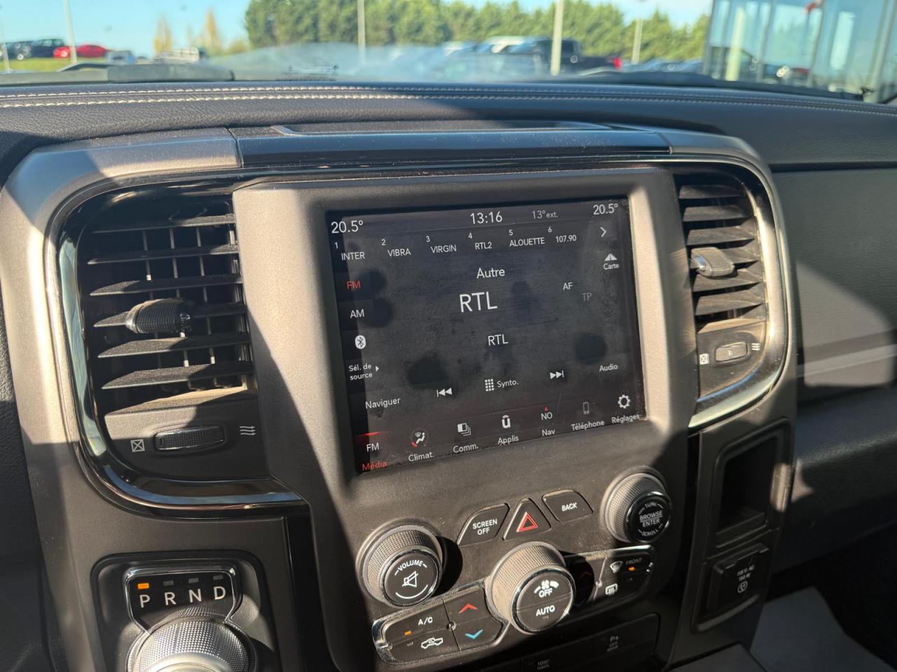 DODGE RAM 1500 CREW SPORT CLASSIC BLACK PACKAGE