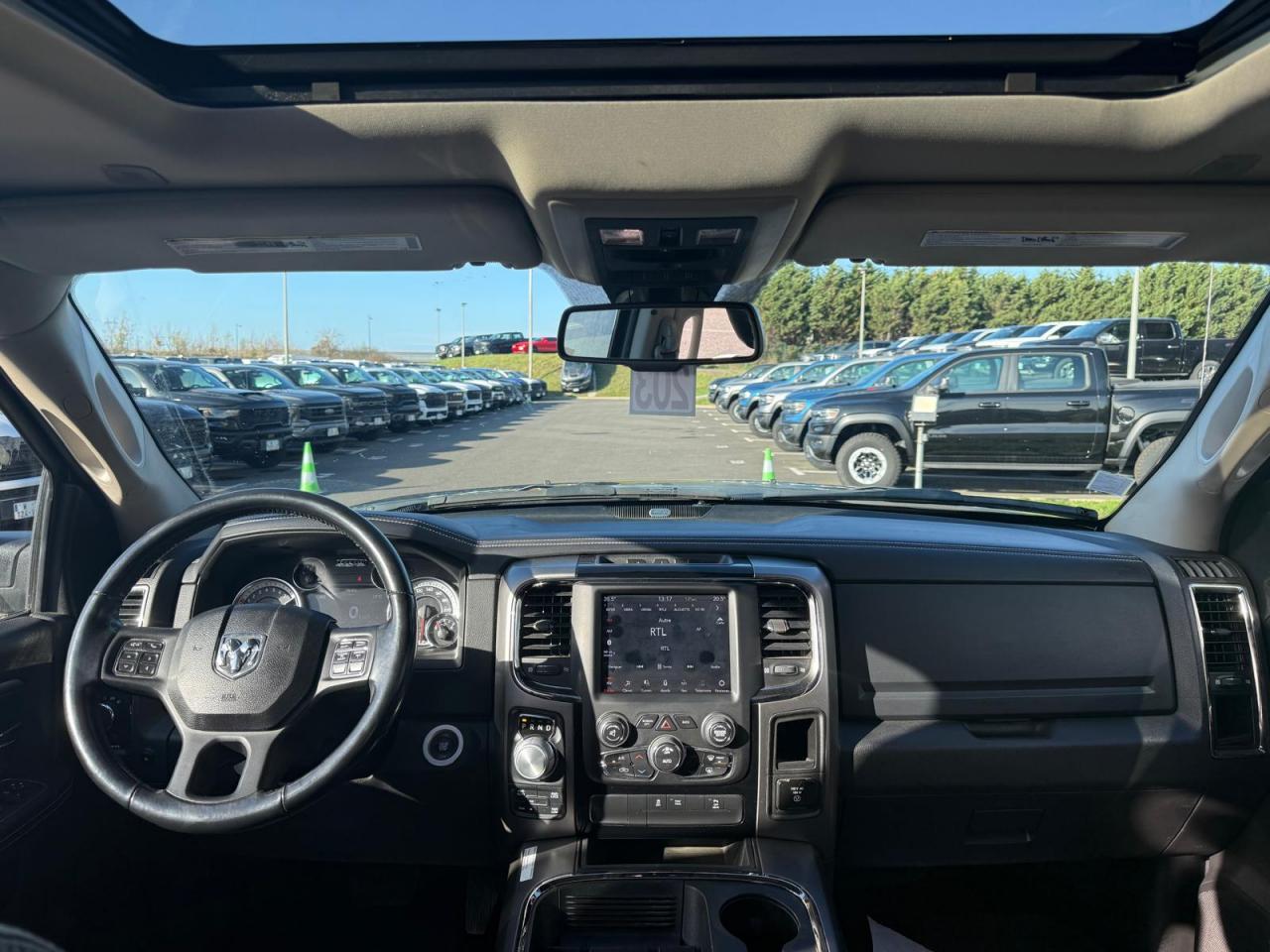 DODGE RAM 1500 CREW SPORT CLASSIC BLACK PACKAGE