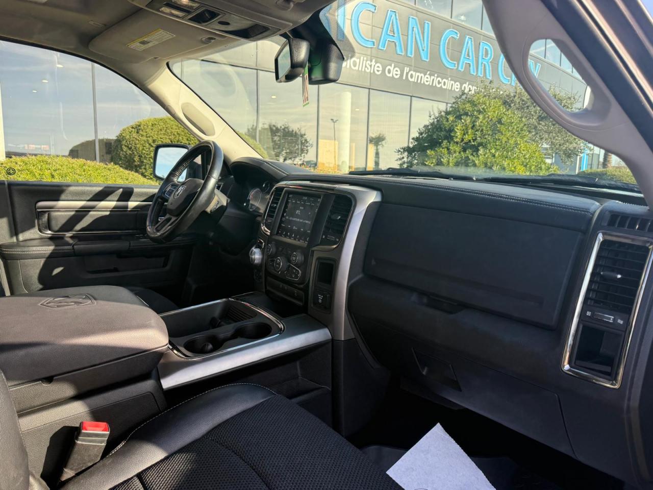 DODGE RAM 1500 CREW SPORT CLASSIC BLACK PACKAGE