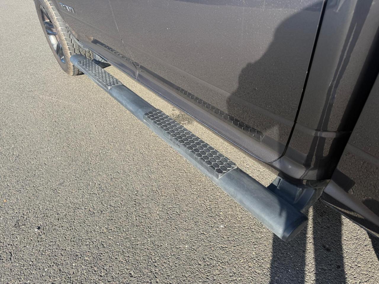 DODGE RAM 1500 CREW SPORT CLASSIC BLACK PACKAGE