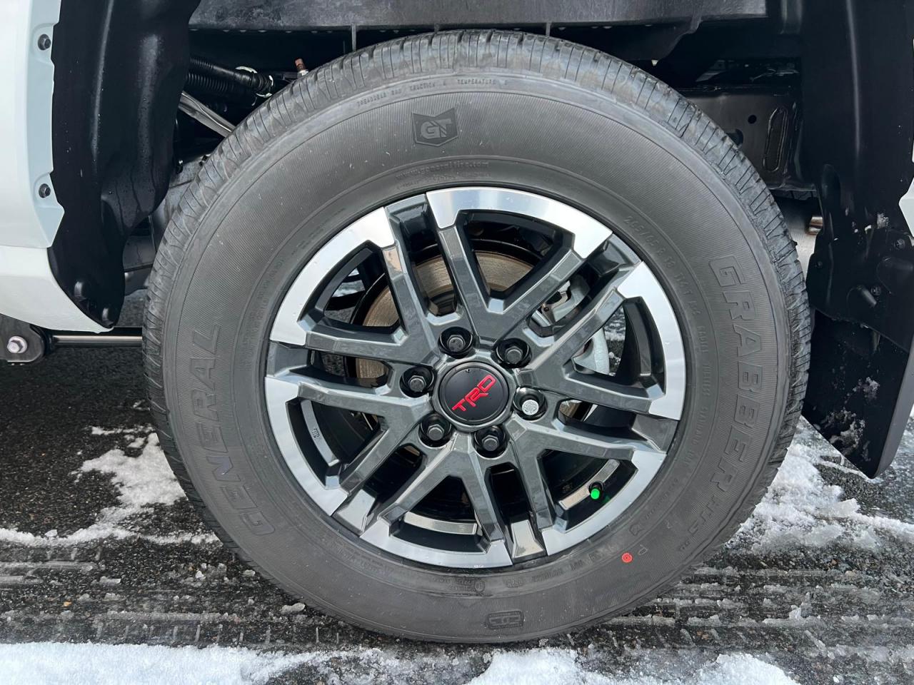 TOYOTA TACOMA TRD SPORT PREMIUM