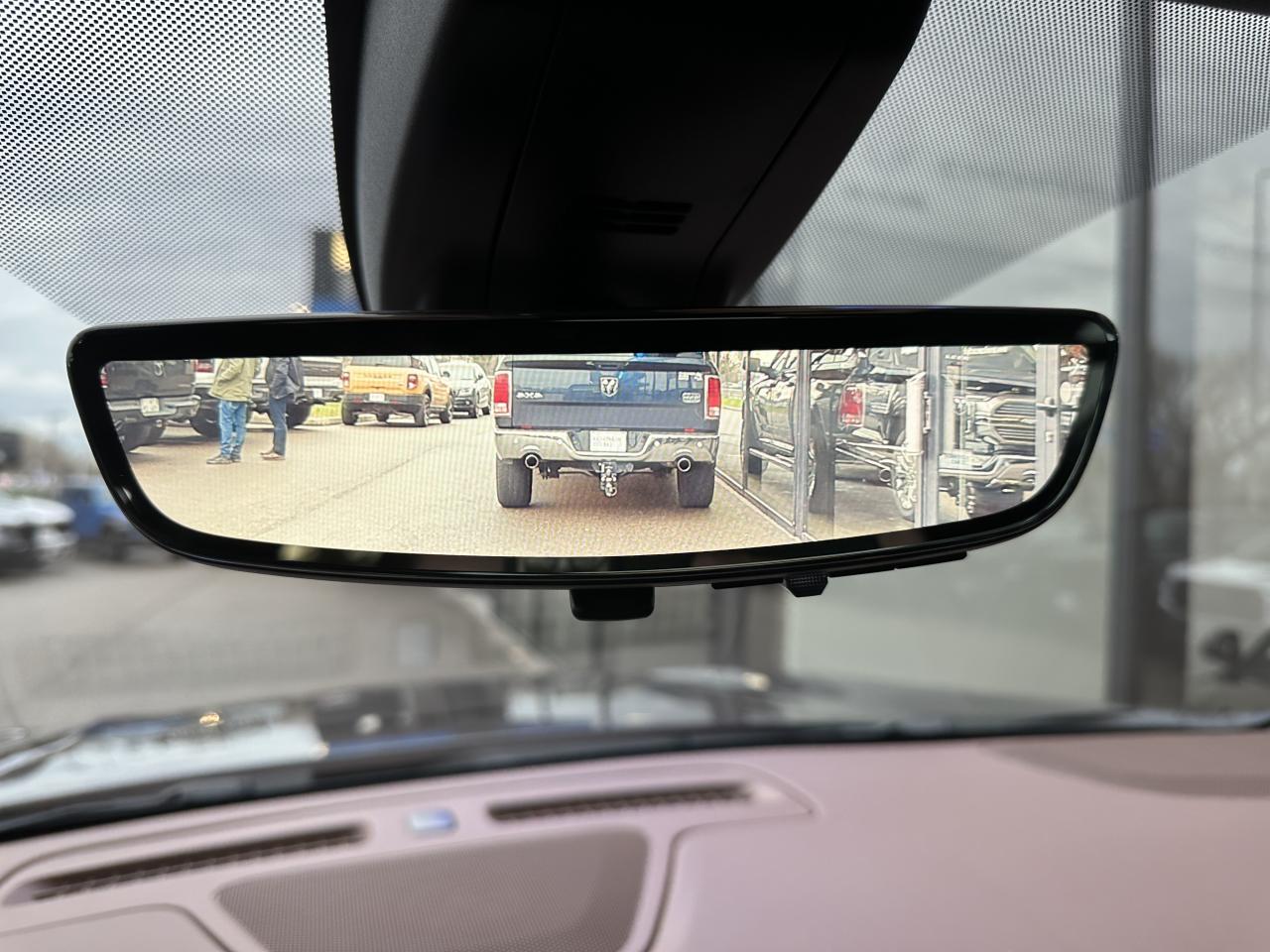 CHEVROLET SUBURBAN HIGH COUNTRY 4x4 V8 6.2L CTTE FOURGON