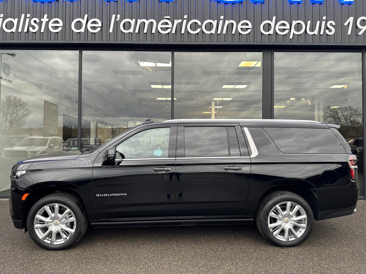 CHEVROLET SUBURBAN HIGH COUNTRY 4x4 V8 6.2L CTTE FOURGON