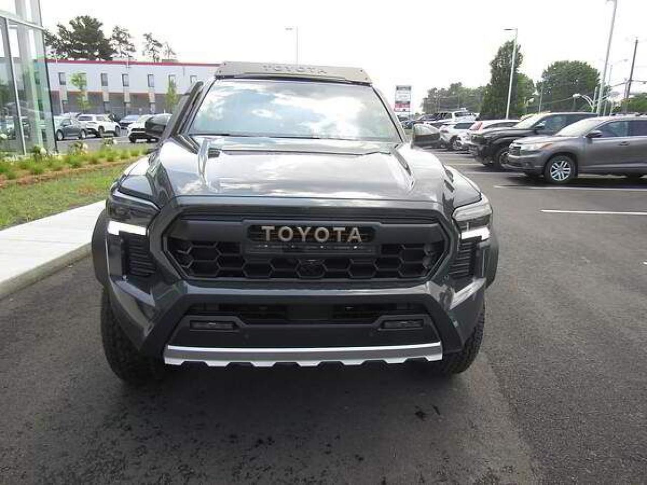 TOYOTA TACOMA 4X4 Double Cab Hybrid Trailhunter