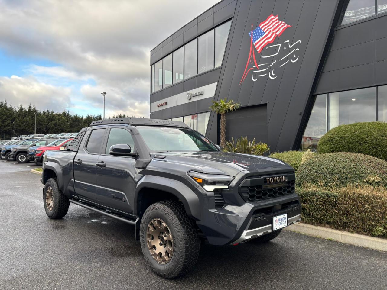 TOYOTA TACOMA 4X4 Double Cab Hybrid Trailhunter
