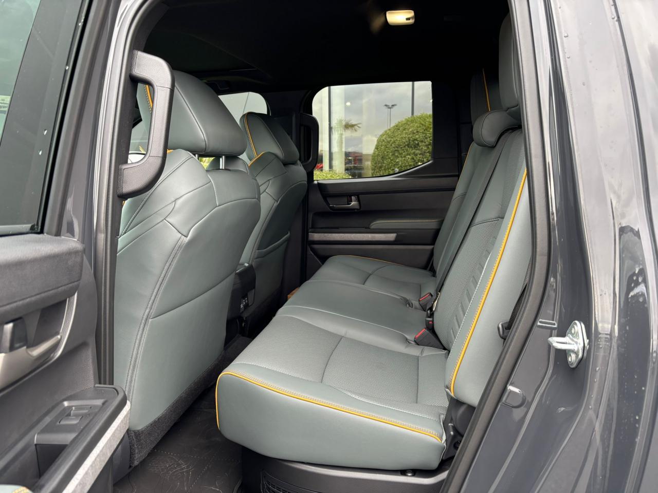 TOYOTA TACOMA 4X4 Double Cab Hybrid Trailhunter