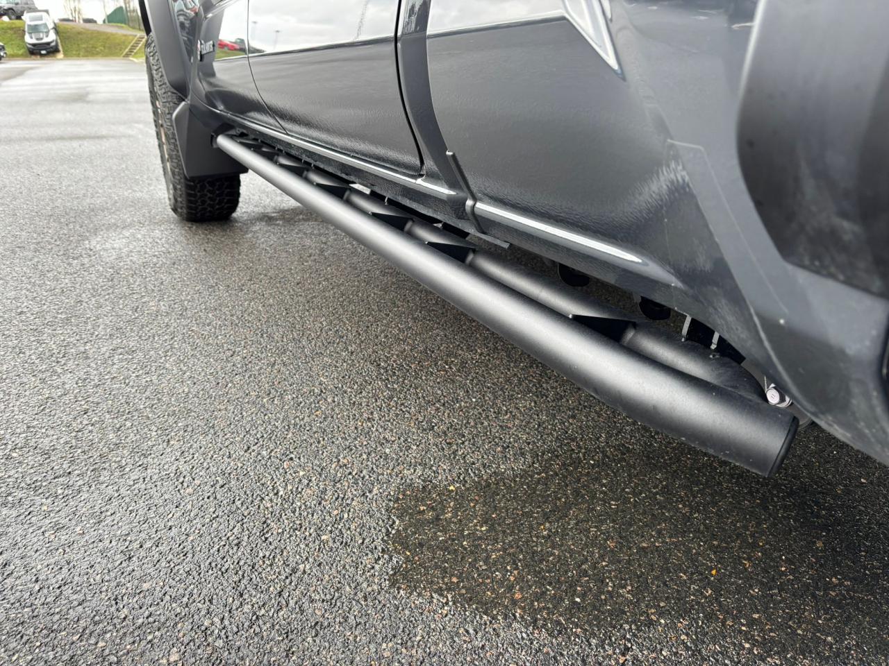 TOYOTA TACOMA 4X4 Double Cab Hybrid Trailhunter