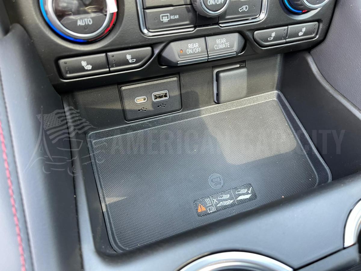 CHEVROLET SUBURBAN RST 4x4 V8 5.3L - 8 places - MALUS PAYE