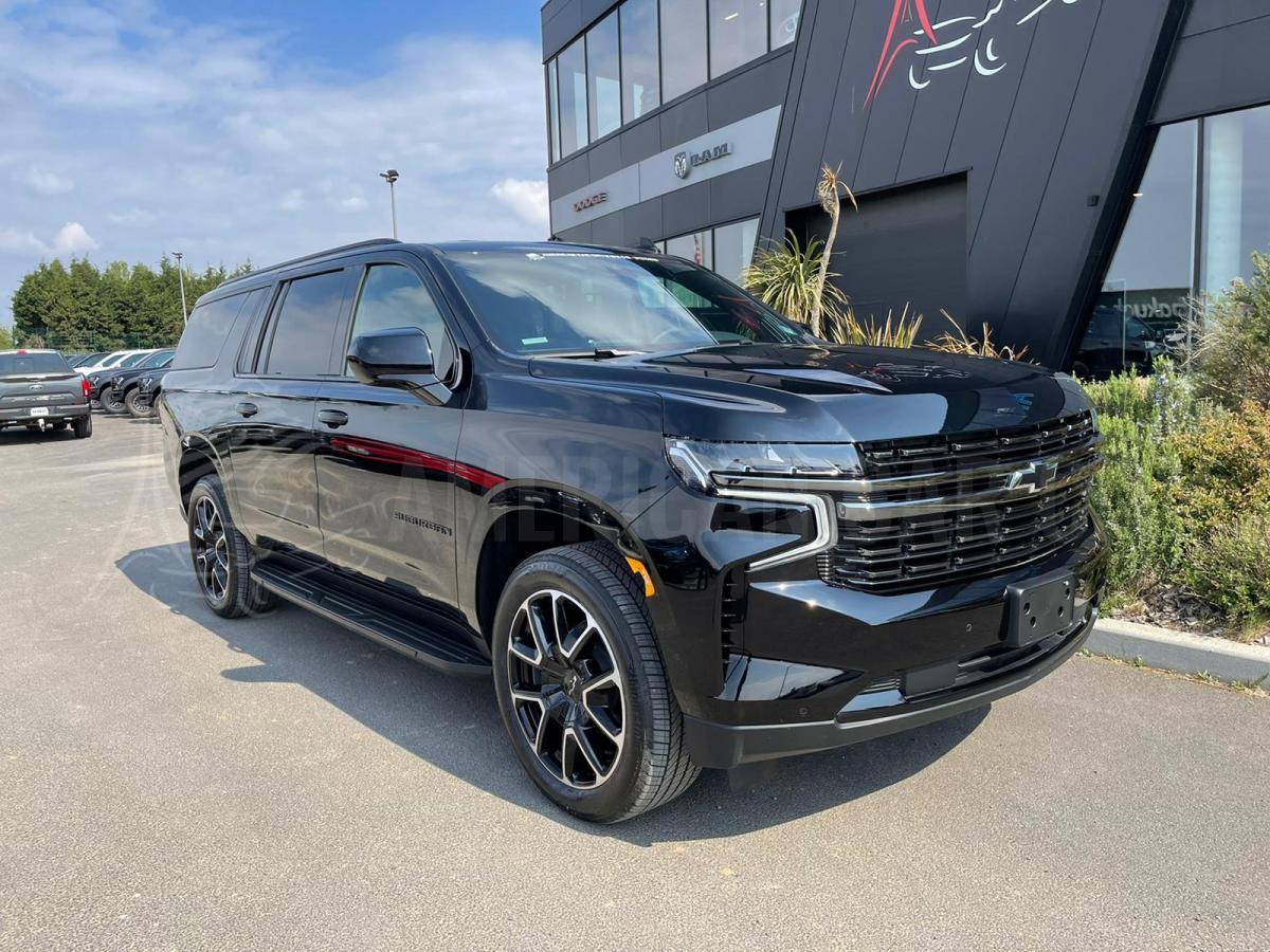 CHEVROLET SUBURBAN RST 4x4 V8 5.3L - 8 places - MALUS PAYE