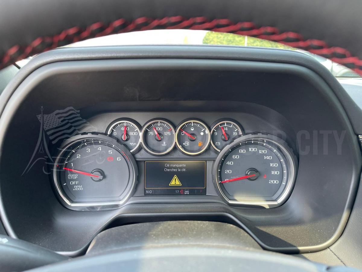 CHEVROLET SUBURBAN RST 4x4 V8 5.3L - 8 places - MALUS PAYE