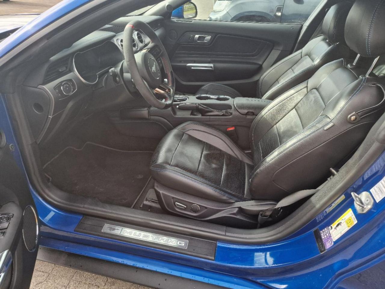 FORD MUSTANG GT FASTBACK 5.0L V8 450ch