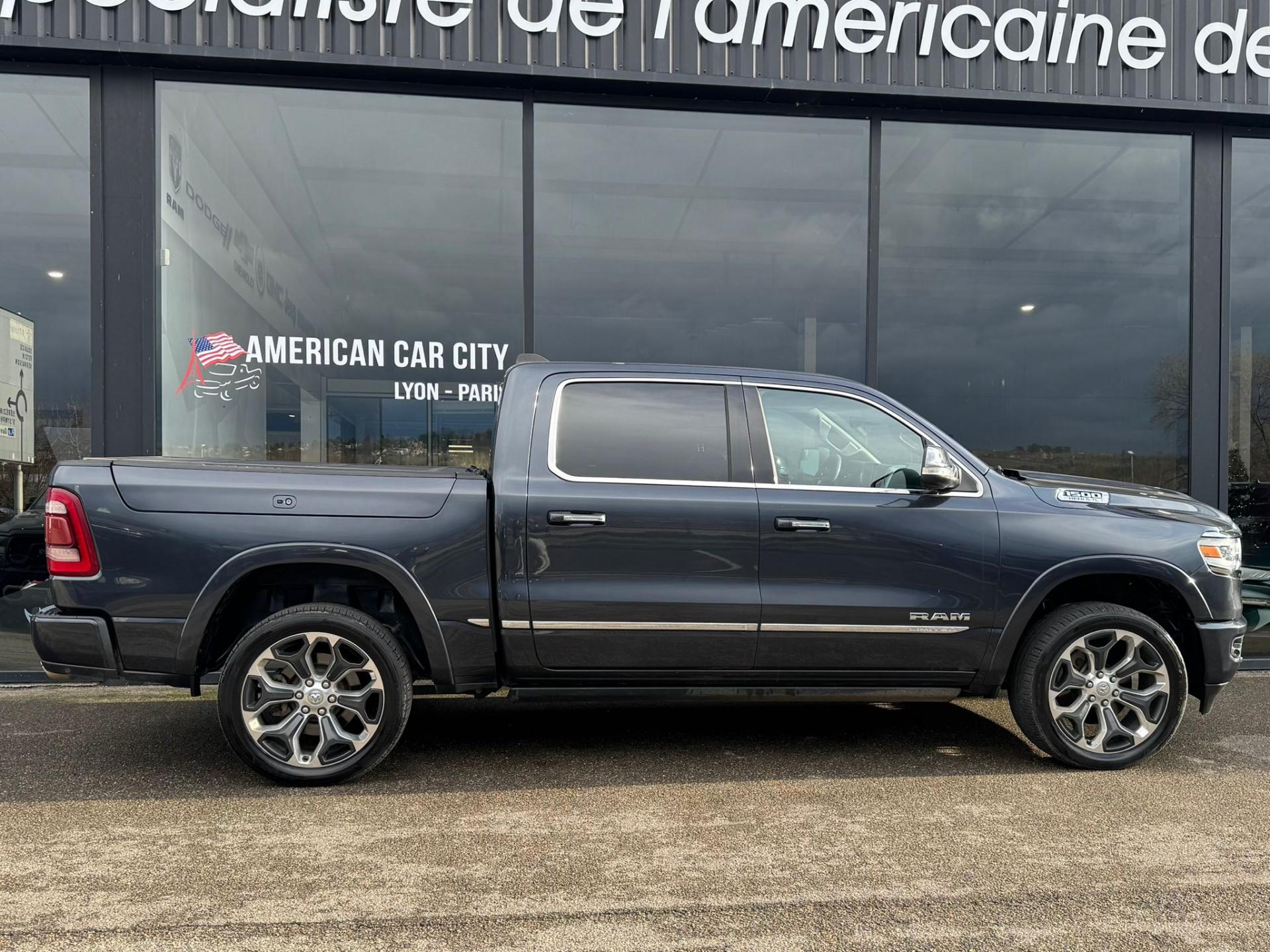DODGE RAM 1500 CREW CAB LIMITED AIR RAMBOX