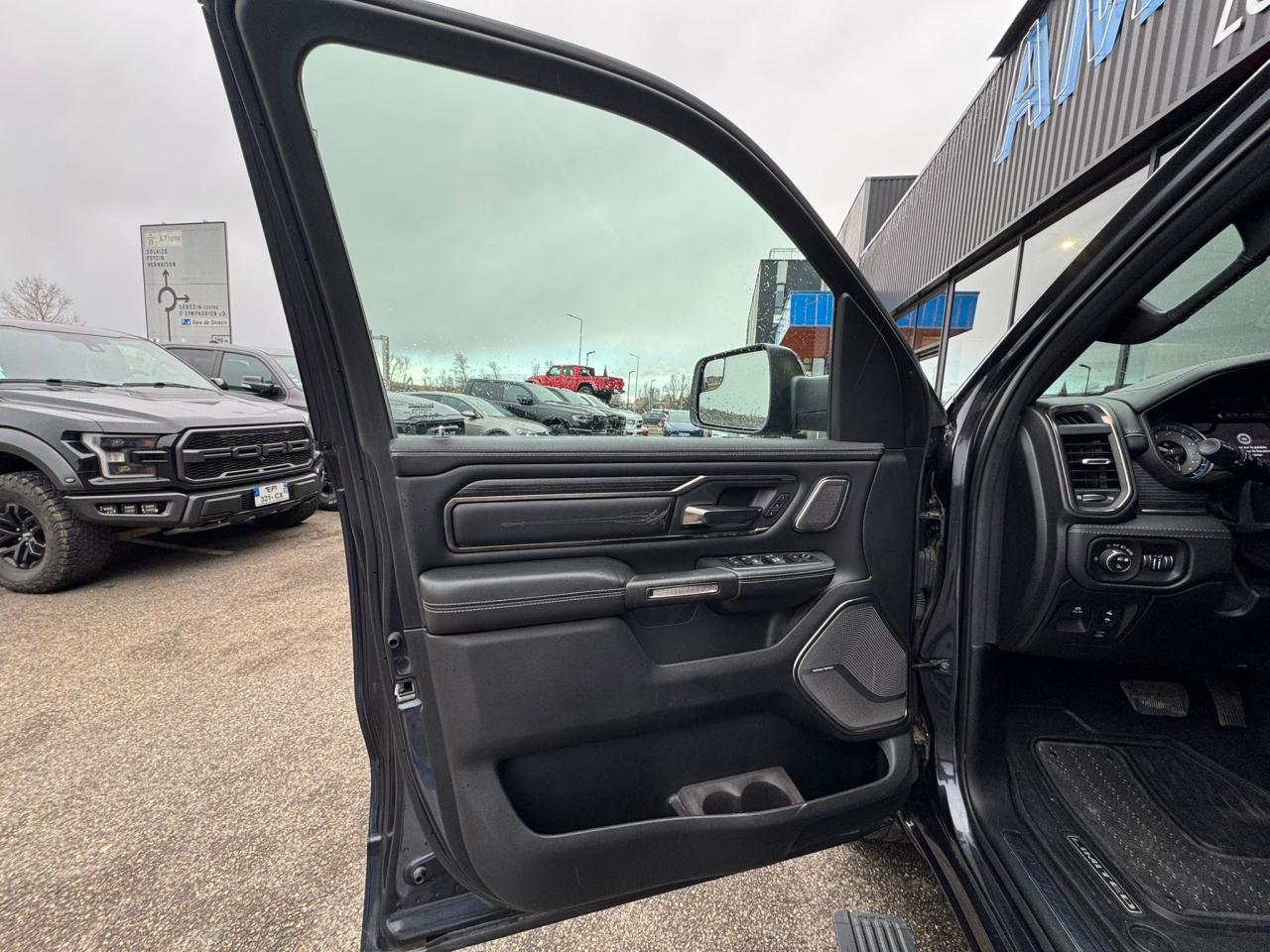 DODGE RAM 1500 CREW CAB LIMITED AIR RAMBOX