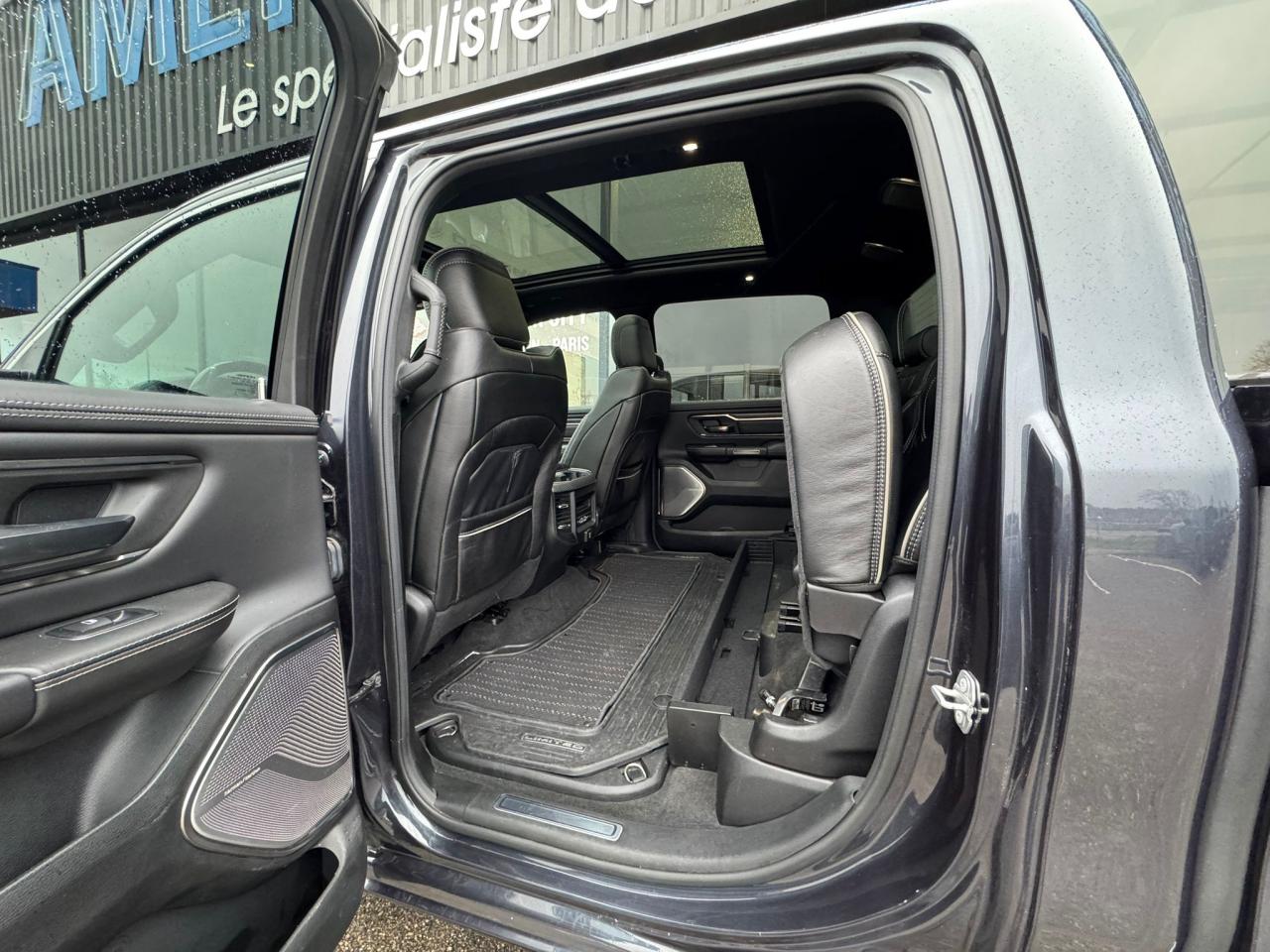 DODGE RAM 1500 CREW CAB LIMITED AIR RAMBOX