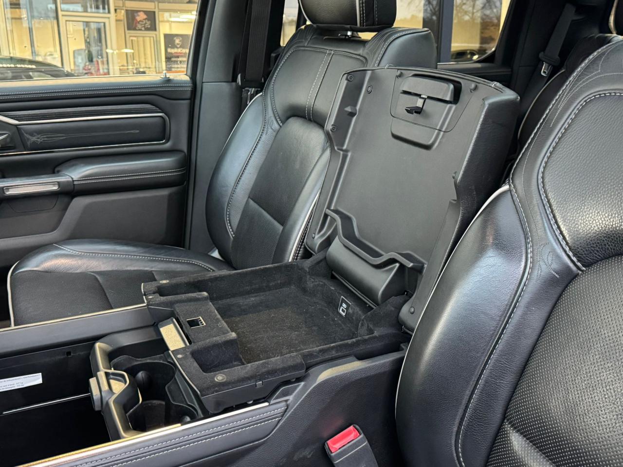 DODGE RAM 1500 CREW CAB LIMITED AIR RAMBOX