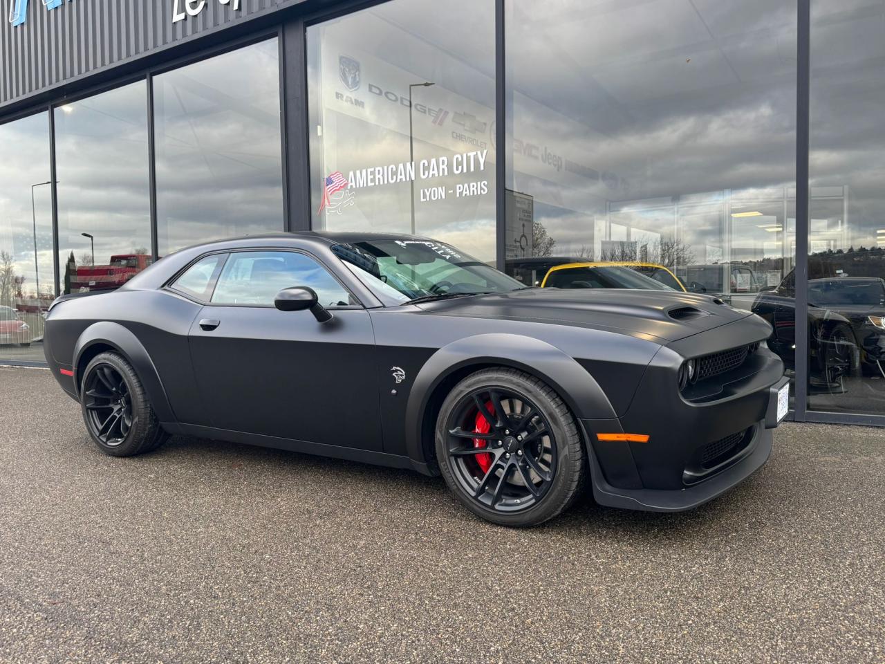 DODGE CHALLENGER SRT HELLCAT WIDEBODY