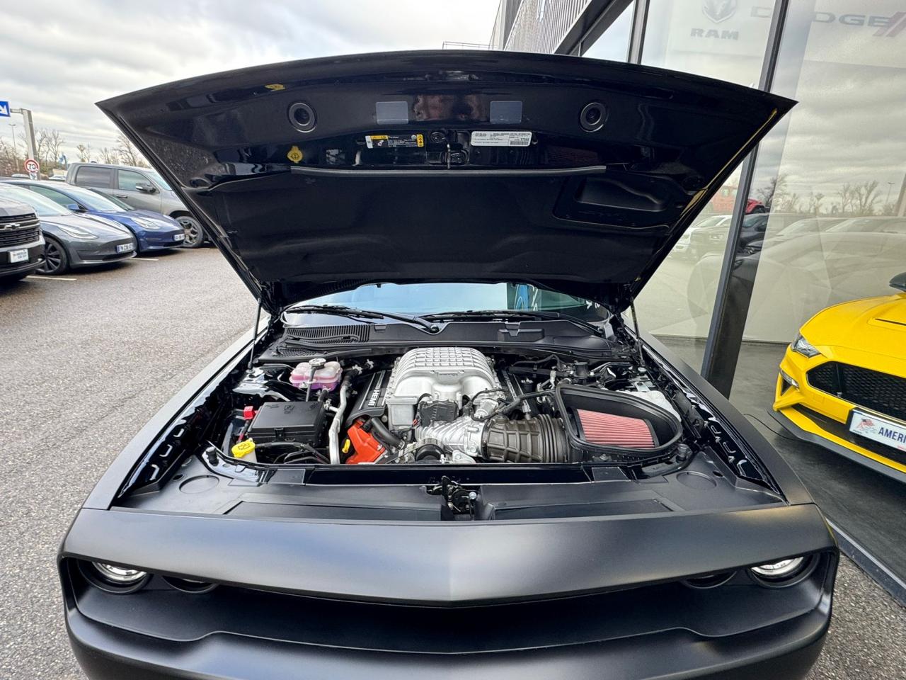 DODGE CHALLENGER SRT HELLCAT WIDEBODY