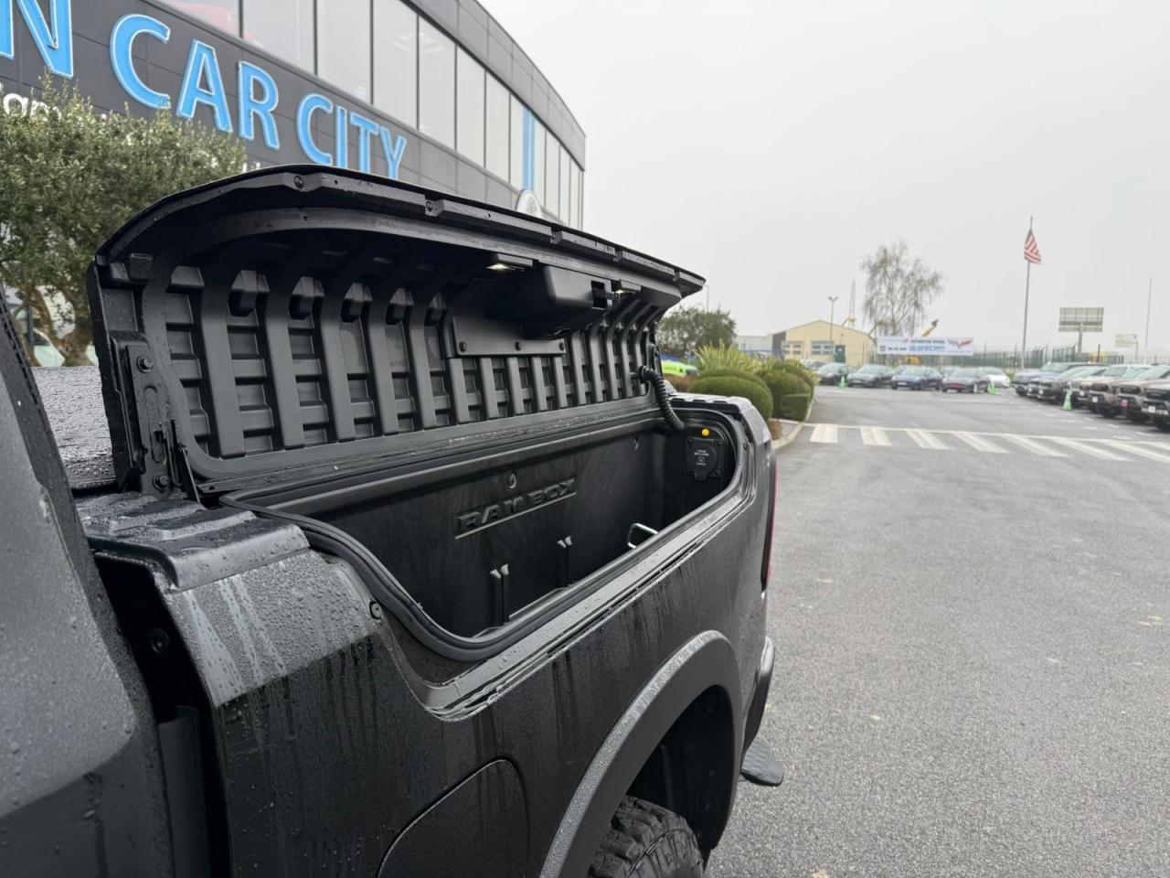 DODGE RAM 1500 CREW CAB REBEL AIR RAMBOX HAYON MULTI