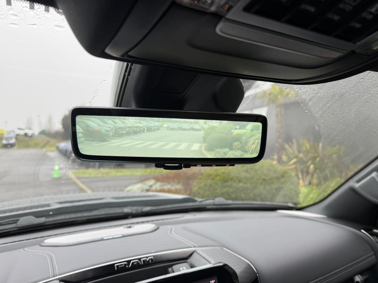 DODGE RAM 1500 CREW CAB REBEL AIR RAMBOX HAYON MULTI