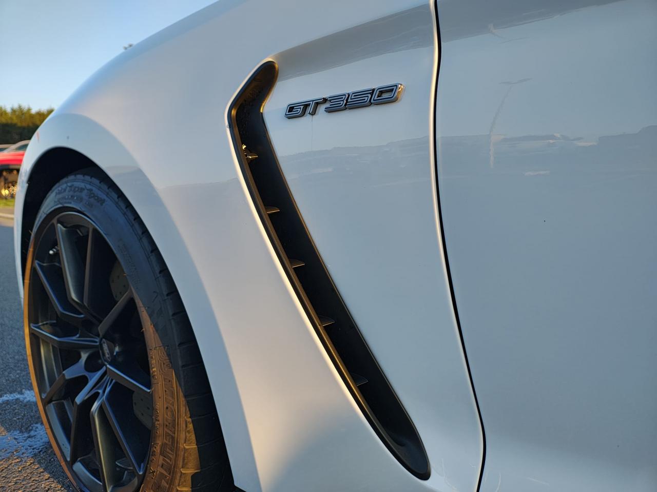 FORD MUSTANG Shelby GT350 V8 5.2L