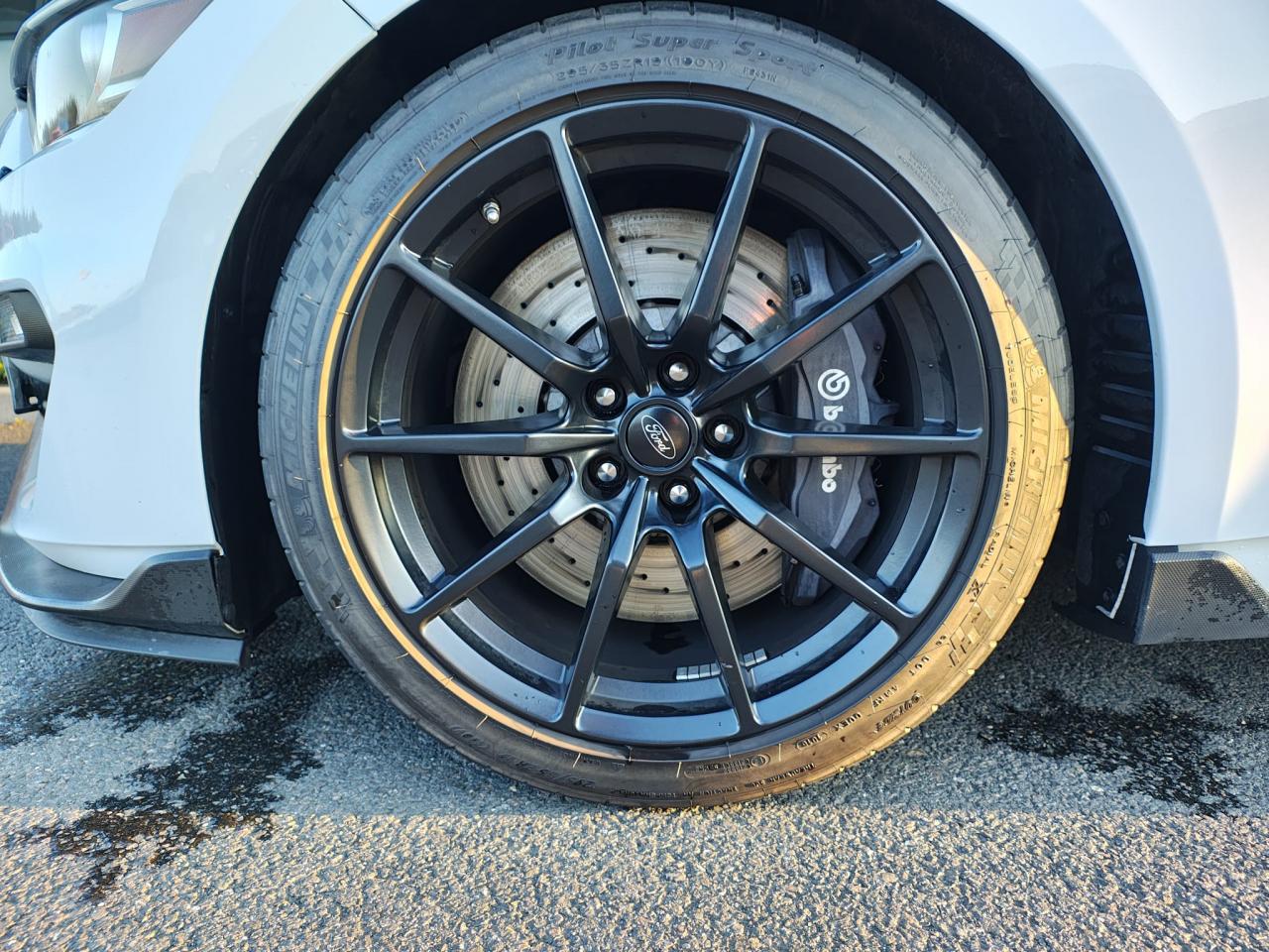 FORD MUSTANG Shelby GT350 V8 5.2L