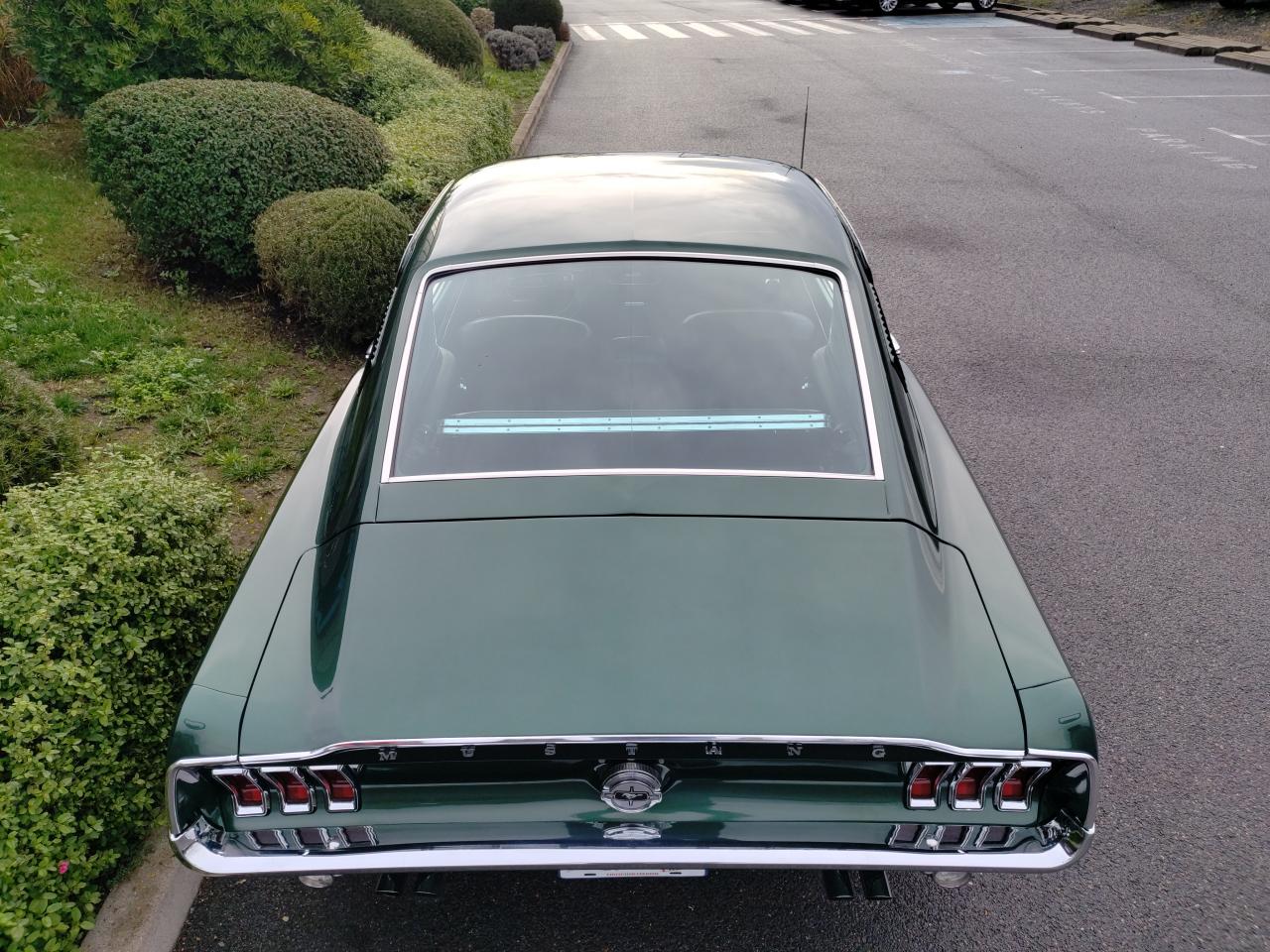 FORD MUSTANG FASTBACK d\'origine Highland Green,302 code J + Historique complet