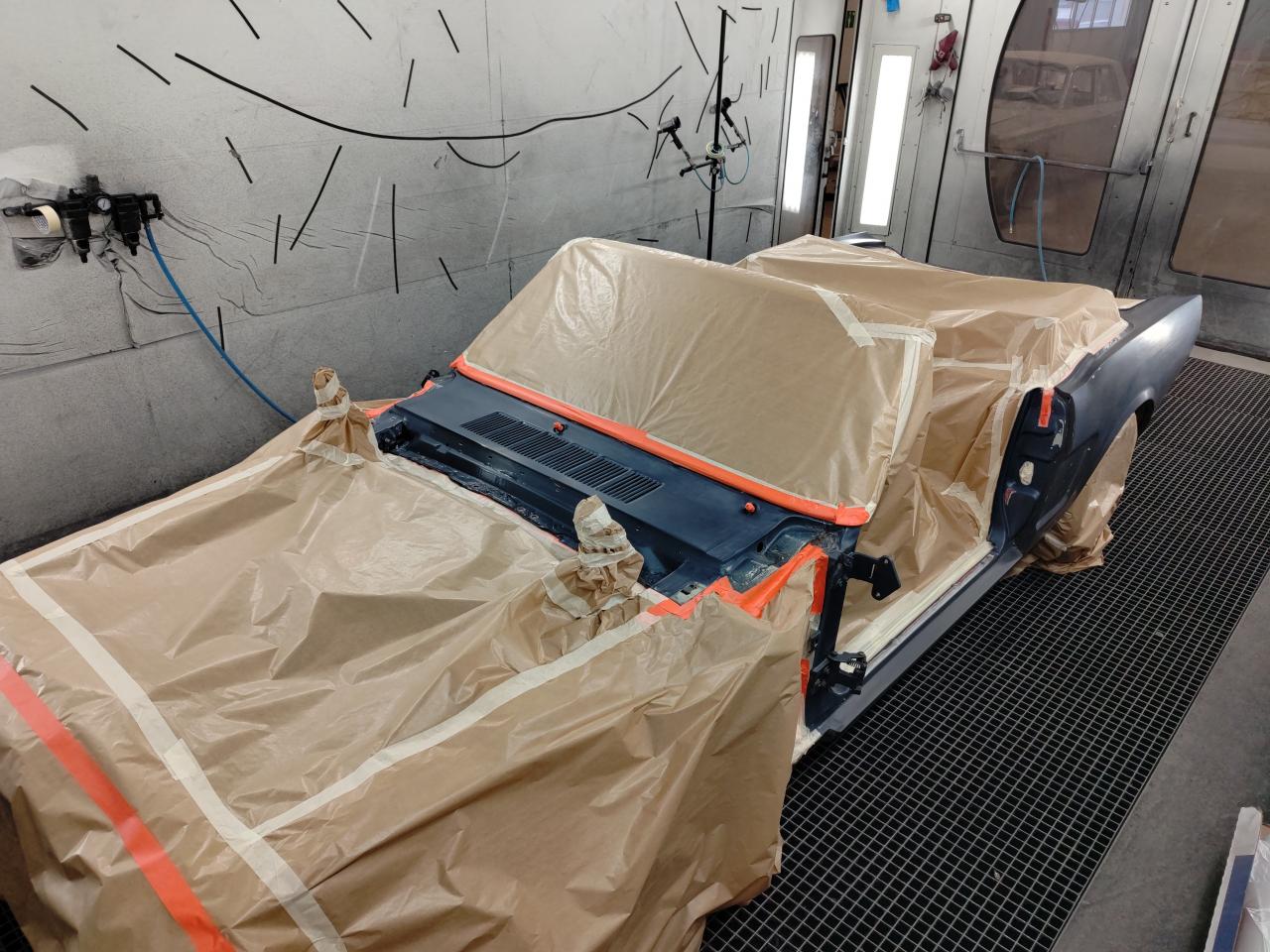 FORD MUSTANG cabriolet code C, peinture, capote et intérieur restaurée chez nous