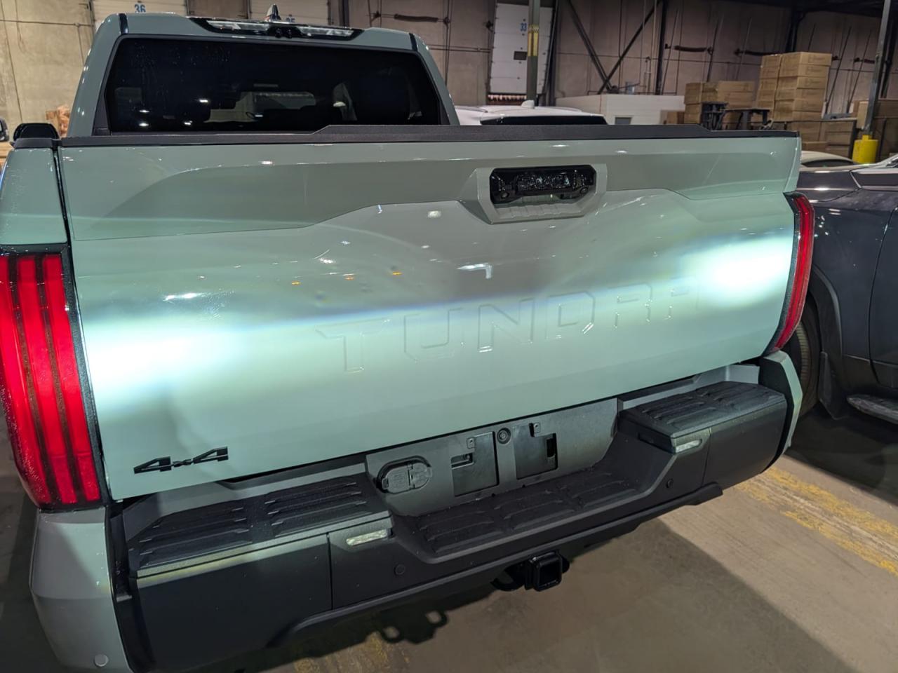 TOYOTA TUNDRA CREWMAX LIMITED TRD OFF ROAD