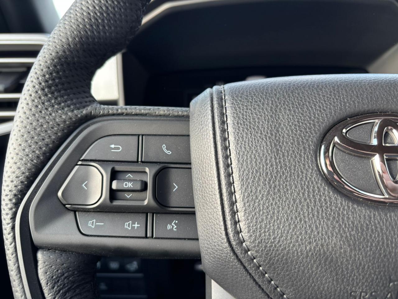 TOYOTA TUNDRA CREWMAX LIMITED TRD OFF ROAD