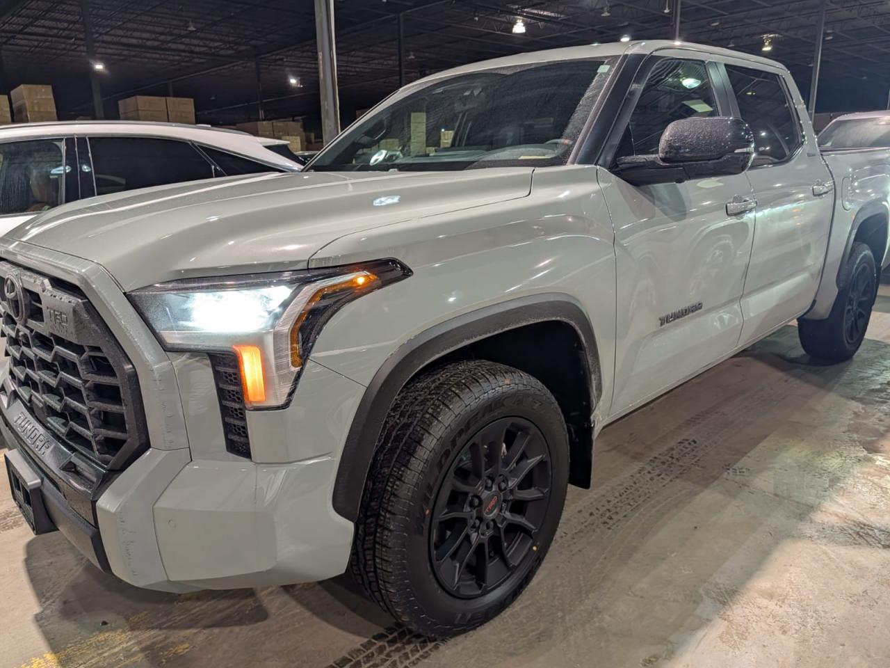 TOYOTA TUNDRA CREWMAX LIMITED TRD OFF ROAD