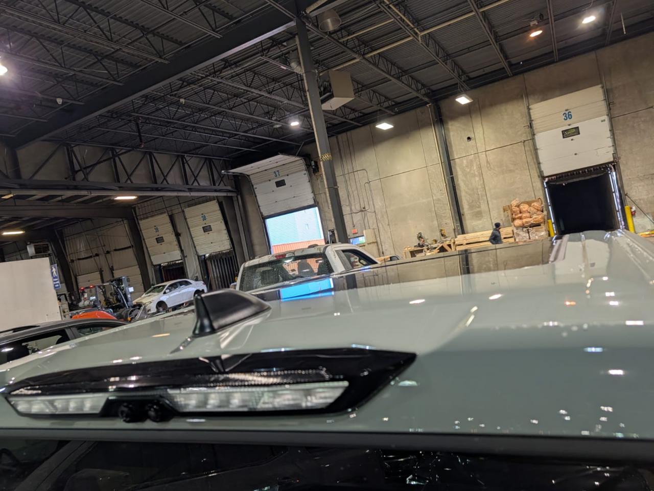 TOYOTA TUNDRA CREWMAX LIMITED TRD OFF ROAD