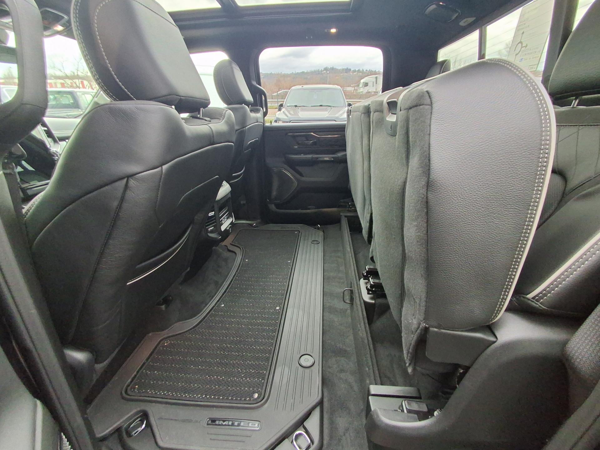 DODGE RAM 1500 CREW LIMITED NIGHT EDITION RAMBOX